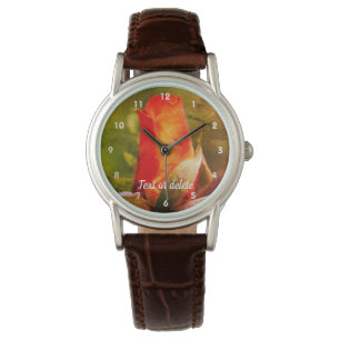 Relógio Red Rosebud Close Up Abstrato Personalizado