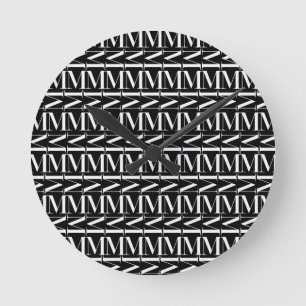 Relógio Redondo A letra inicial M do monograma, escolhe a cor do