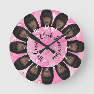 Relógio Redondo Ahmet Hands It's Crust O Clock Somewhere LOL Clock