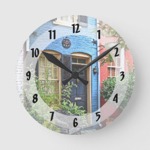 Relógio Redondo Alexandria VA - Edifício com Marca de Fogo