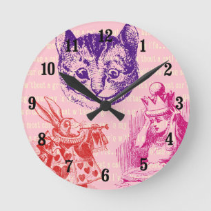Relógio Redondo Alice Vintage Personalizável na Terra das Maravil