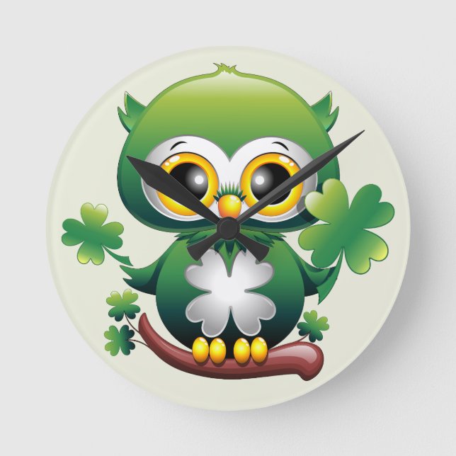 Relógio Redondo Bebê Coruja Fofo St Patrick Cartoon (Frente)