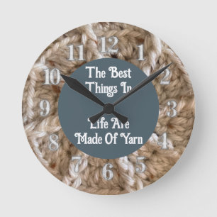 Relógio Redondo Beige Crochet Pattern Foto Crafty Love Yarn