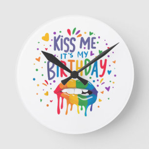 Relógio Redondo Beije Me É Meu Aniversário