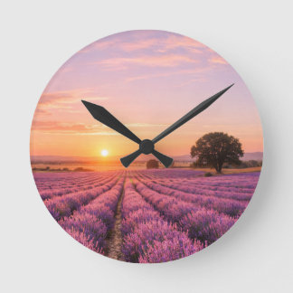 Relógio Redondo Blooming Lavender Field at Golden Sunset Provence