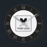 Relógio Redondo Bobby Pin Roman Numerals Hair Salon Seu Logo<br><div class="desc">Relógio de parede redonda para um salão de cabelo preto com algarismos romanos feitos por pinos de bobby em uma borda preta moldando seu logotipo contra um fundo branco.</div>