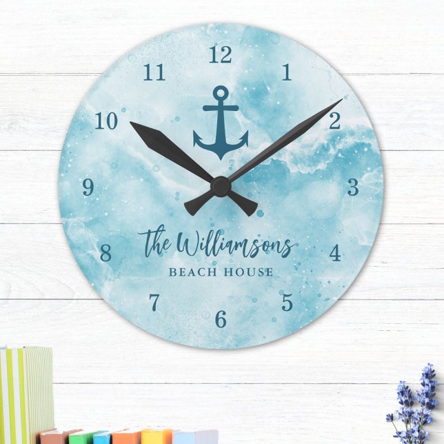 Relógio Redondo Casa Azul-Praia Monograma Costeira (COASTAL WALL CLOCK)