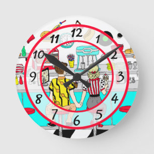 Relógio Redondo casal de 1950 segurando mãos no jantar