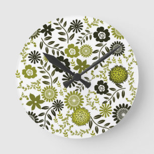 Relógio Redondo Chartreuse and Dark olive green floral pattern