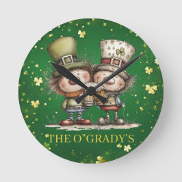 Relógio Redondo Cheerful St. Patrick’s Day Party Illustration