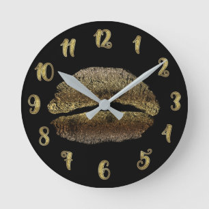 Relógio Redondo Chique Dourado do encanto do encanto do beijo do