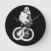 CICLISTA do motociclista MTB BMX da montanha