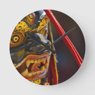 Relógio Redondo Desempenho de dança de máscara no Festival Tshec