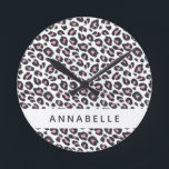 Relógio Redondo Design de impressão animal colorida moderna<br><div class="desc">Design de impressão animal colorida moderna. A cor pode ser personalizada para se adequar ao seu quarto. Parte de uma coleção.</div>