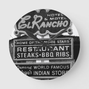 Relógio Redondo El Rancho Hotel Sign