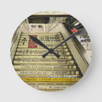 Escada da Estação de Trem de Osaka Japão