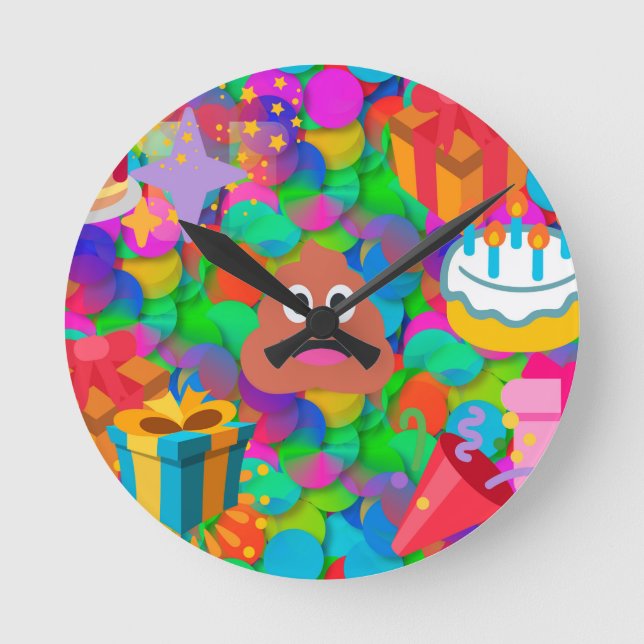 Relógio Redondo feliz cocô de aniversário emoji (Frente)