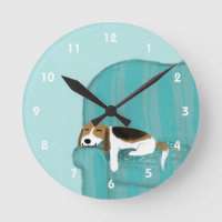 Feliz Sapo de Sofá - Design de Cachorro Bonito