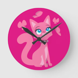 Relógio Redondo Gato cor-de-rosa bonito e borboletas dos desenhos