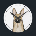 Relógio Redondo german shepherd<br><div class="desc">Um relógio de parede divertido para casa ou escritório. Faz um presente legal para amantes German shepherd! Veja o Doodle World de Jenn para mais relógios decorativos e cães que criem a decoração doméstica.</div>