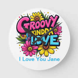 Relógio Redondo Groovy Kinda Love