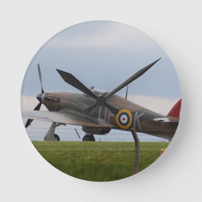 Relógio Redondo Hawker Hurricane Vista de Três Quartos (Frente)