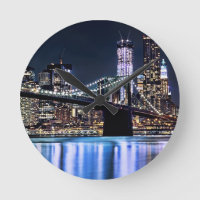 Ideia da reflexão da ponte de Brooklyn de New York