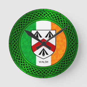 Relógio Redondo Irish Shamrock Flag - Walsh