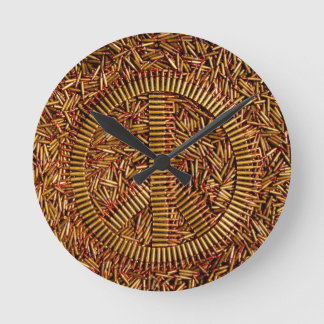 Relógio Redondo Ironia, sinal de paz, balas, munição