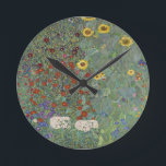Relógio Redondo Jardim de fazenda com girassóis por Gustav Klimt<br><div class="desc">Traga a beleza da famosa pintura de Gustav Klimt para dentro de sua casa com nosso Jardim Fazenda com travesseiro de Girassóis. Com detalhes incrivelmente complexos e cores vibrantes, este relógio é a adição perfeita a qualquer espaço vivo. O impressão de alta qualidade captura a essência do trabalho de arte,...</div>