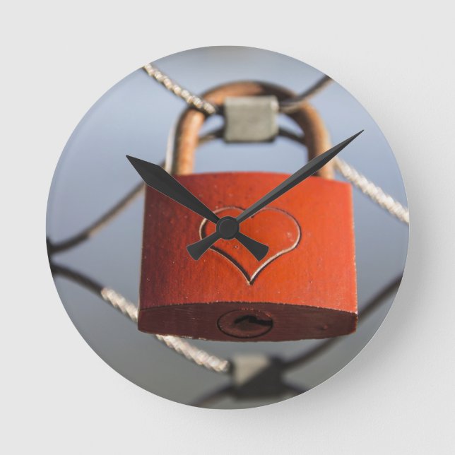 Relógio Redondo Love Heart Padlock (Frente)