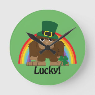 Relógio Redondo Lucky Bigfoot Leprechaun