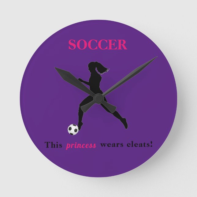 Relógio Redondo Meninas Futebol - Esta princesa veste cleats! (Frente)
