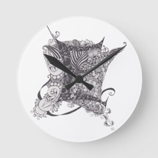 Relógio Redondo Monograma E