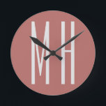 Relógio Redondo Monograma Profissional Moderno Mínimo<br><div class="desc">Ferramentas de Edição Fácil. Tipos e tamanhos diferentes,  opções de cores e fontes.</div>