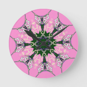 Relógio Redondo Monograma roxo bonito de do motivo da máscara do