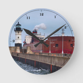 Relógio Redondo O navio Paul R. Tregurtha no Lago Superior