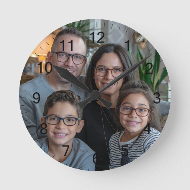 Relógio Redondo Personalize Sua Própria Família Personalizada (Frente)