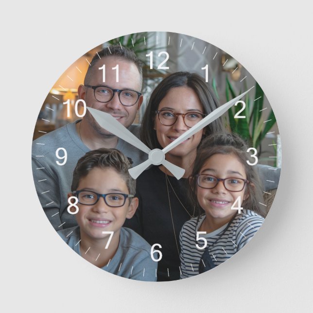 Relógio Redondo Personalize Sua Própria Família Personalizada (Frente)