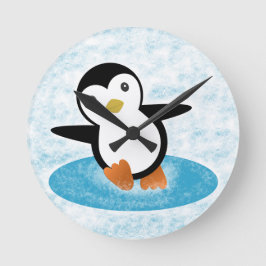 Relógio Redondo Pingüino patinando en la nieve