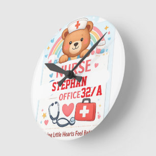 Relógio Redondo Placa Personalizada do Urso Enfermeiro Fofo, Es