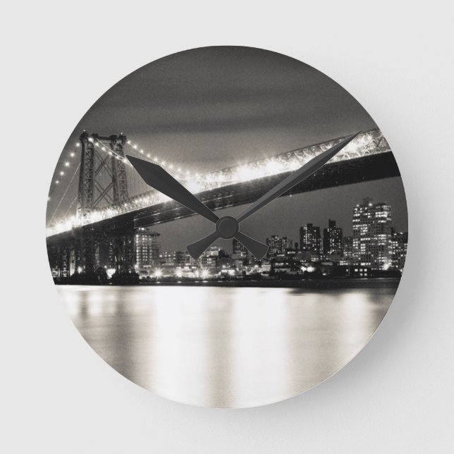 Relógio Redondo Ponte de Williamsburg na Nova Iorque na noite (Frente)