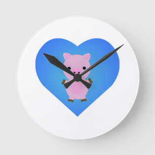 Relógio Redondo Porco Adorável com Coração Azul no Fundo