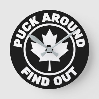 Relógio Redondo Puck Around & Descobrir Folha de Bordo Canadense