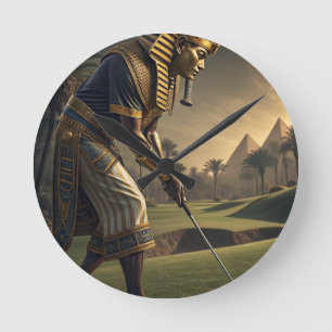 Relógio Redondo Rei Tut Jogando Golfe  Arte Divertida do Antigo Eg