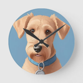 Relógio Redondo Retrato de um Cachorro Gelado Vestindo um Colar Az