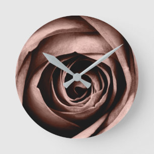 Relógio Redondo Rosa na Sépia