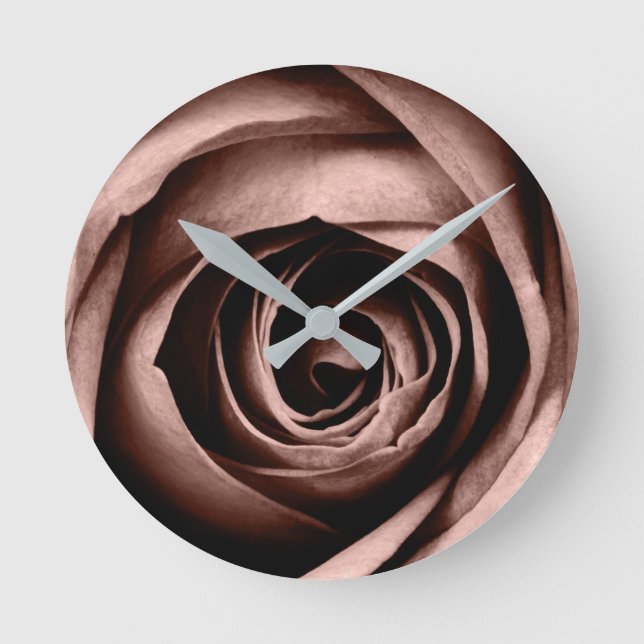 Relógio Redondo Rosa na Sépia (Frente)