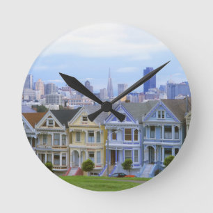 Relógio Redondo Row of Victorian Homes