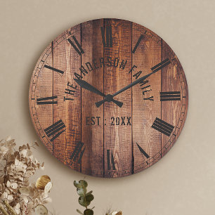 Relógio Redondo Rustic Brown Wood Nome Personalizado Família Farmh